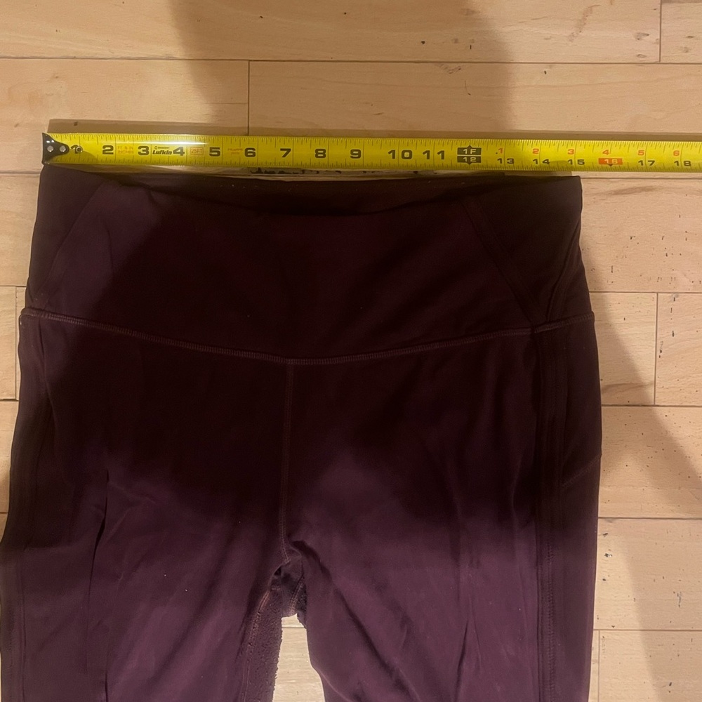 Athleta High-Rise Powervita Peekaboo 7/8 Tight in Maroon - Picture 11 of 14